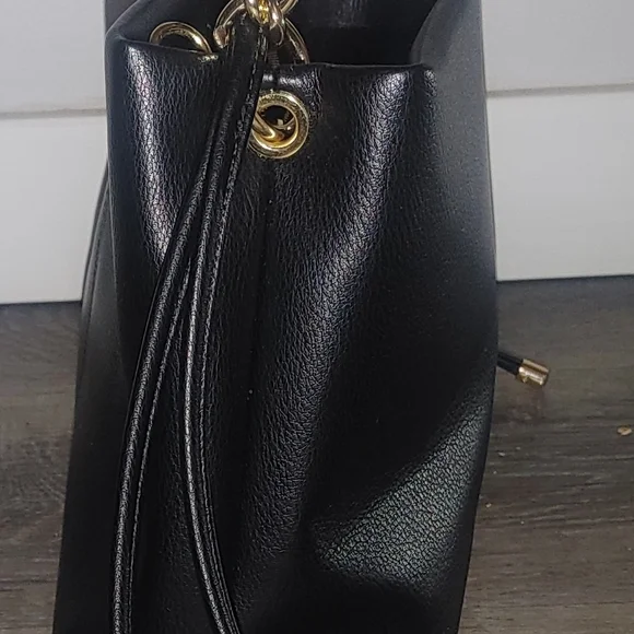 BCBGeneration Handbag - Picture 4 of 6